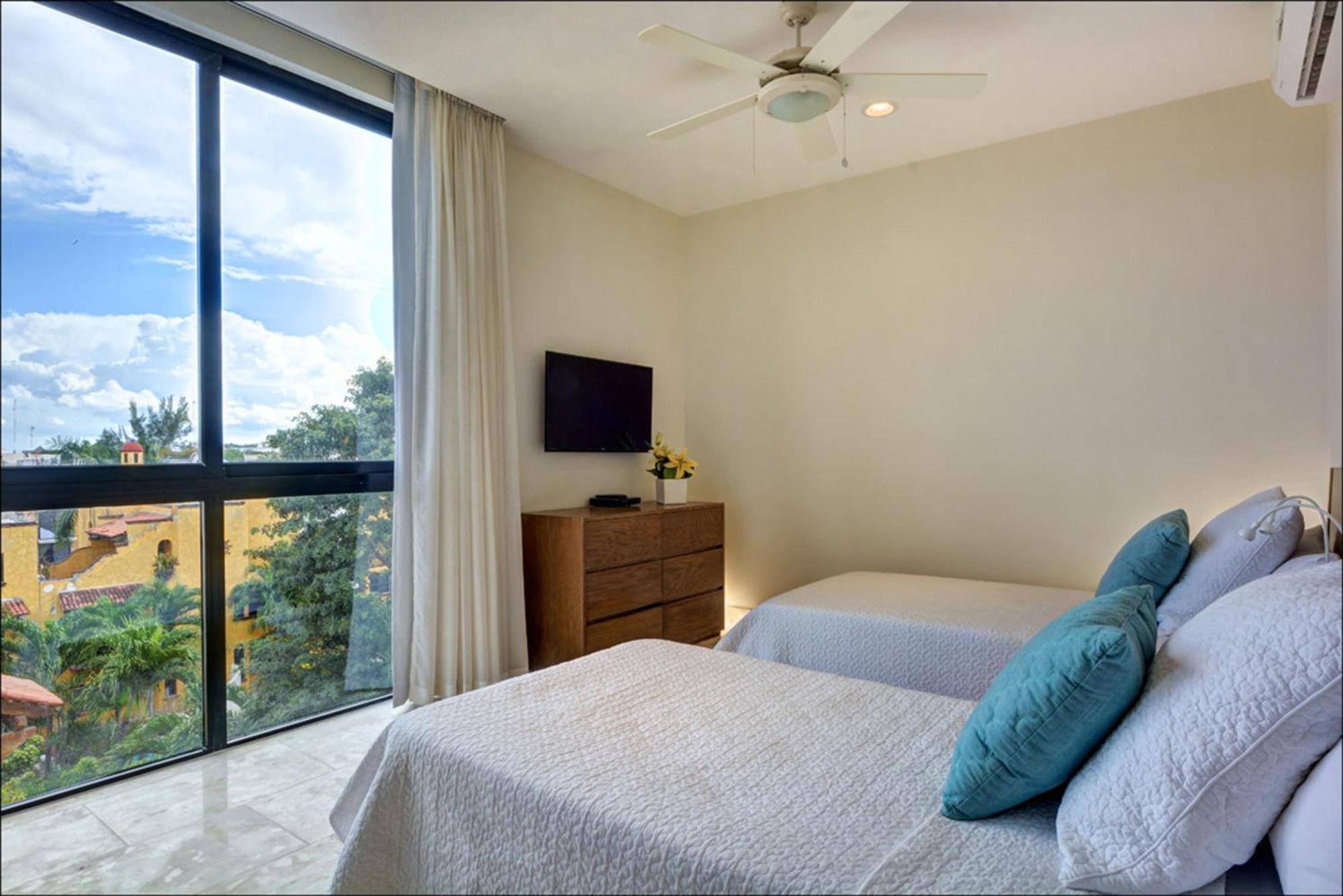Anah Suites By Las Flores Vacation Rentals プレヤデルカーメン エクステリア 写真