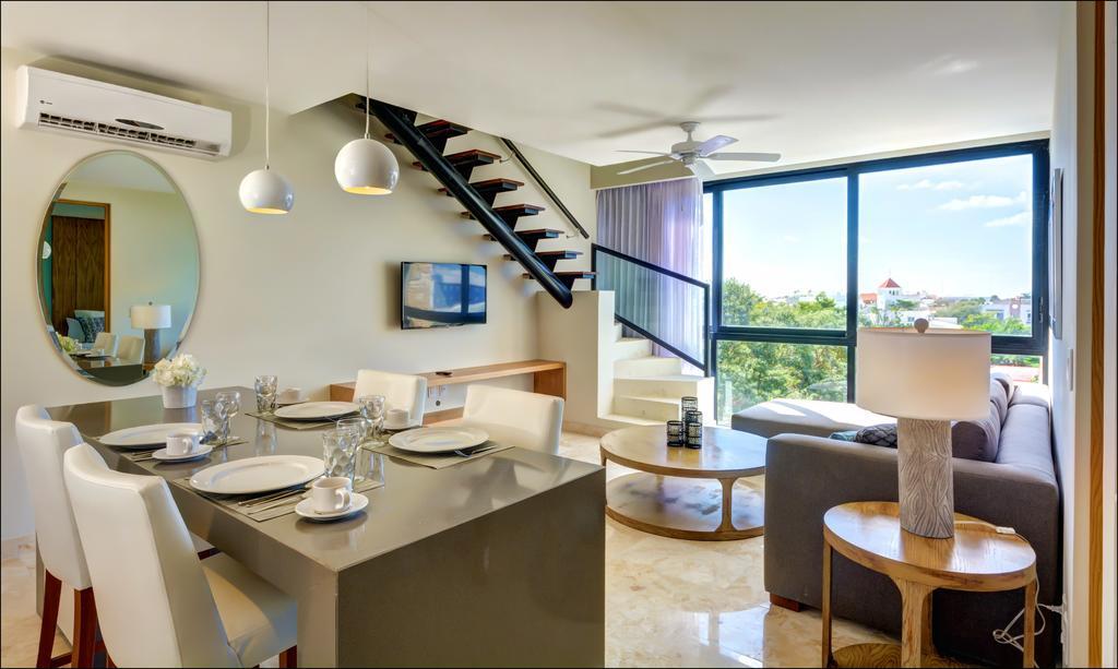 Anah Suites By Las Flores Vacation Rentals プレヤデルカーメン エクステリア 写真